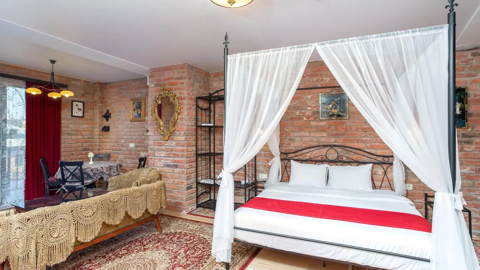 Flames Boutique Apartment Tbilisi