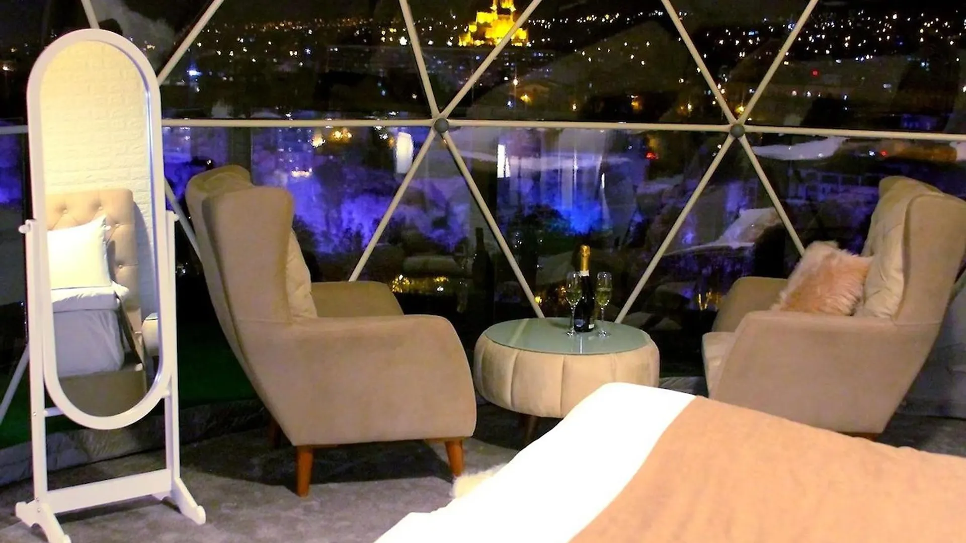 Flames Boutique Apartment Tbilisi